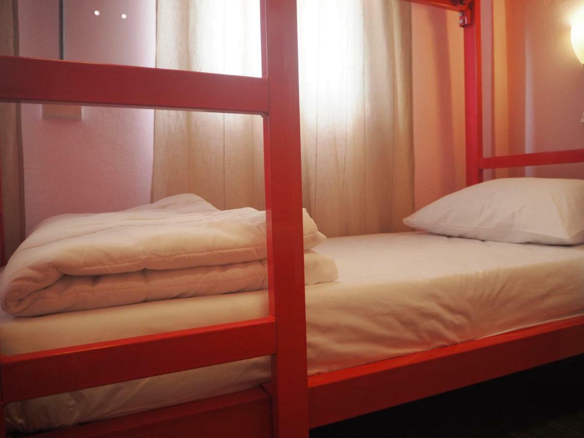 The April 24 Home Bangkok Ngoại thất bức ảnh
