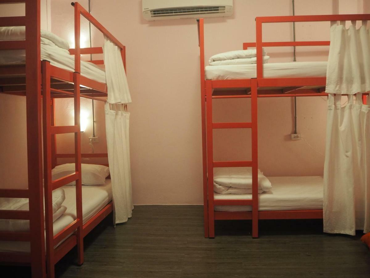 The April 24 Home Bangkok Ngoại thất bức ảnh
