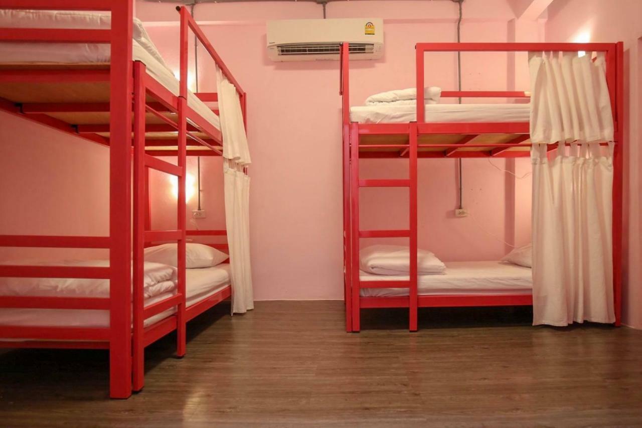 The April 24 Home Bangkok Ngoại thất bức ảnh