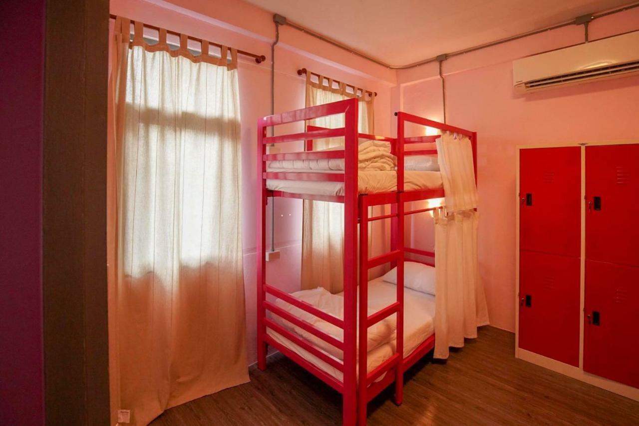 The April 24 Home Bangkok Ngoại thất bức ảnh